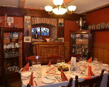 Alojamento de Acomodação e Pequeno-almoço Castle Wellness Sosto Nyíregyháza