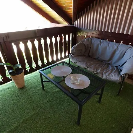 Alojamento de Acomodação e Pequeno-almoço Castle Wellness Sosto