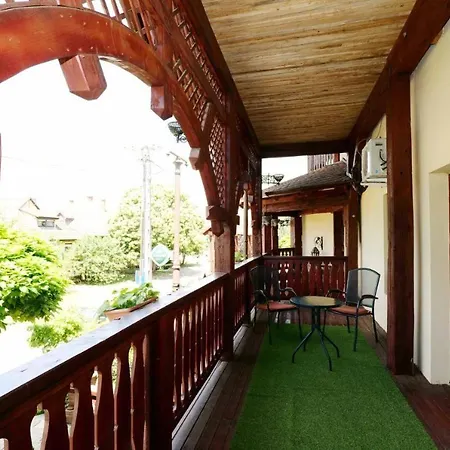 Castle Wellness Sosto Alojamento de Acomodação e Pequeno-almoço 3*