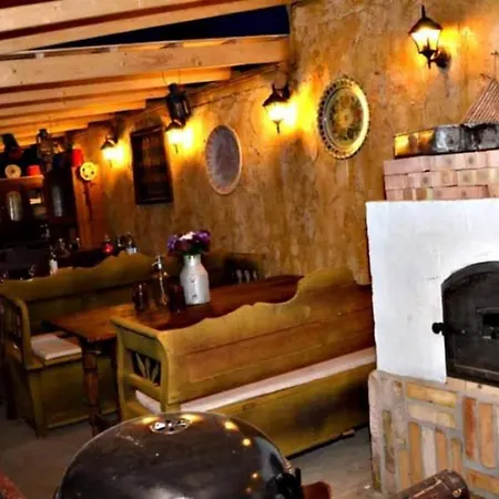 Alojamento de Acomodação e Pequeno-almoço Castle Wellness Sosto Nyíregyháza