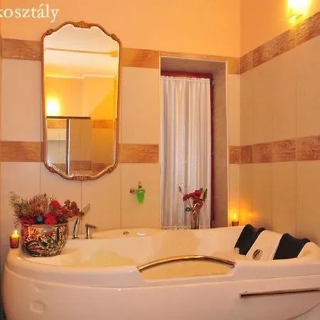 Alojamento de Acomodação e Pequeno-almoço Castle Wellness Sosto