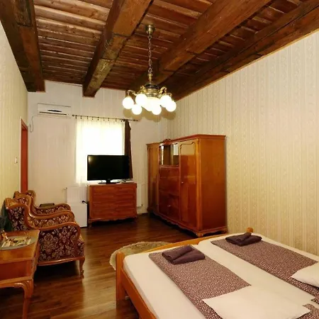 Bed & Breakfast Castle Wellness Sosto 3*