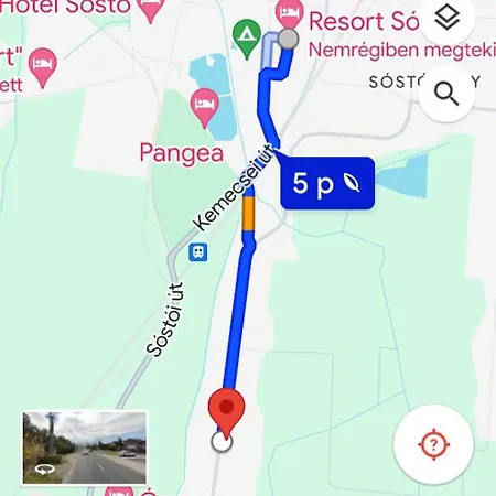 Alojamento de Acomodação e Pequeno-almoço Castle Wellness Sosto 3*