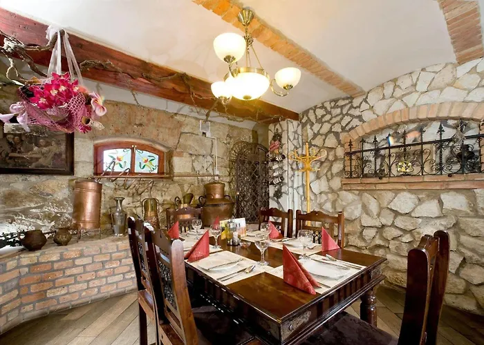 Panzió Castle Wellness Sosto 3*