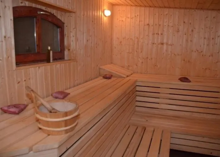 Bed & Breakfast Castle Wellness Sosto Nyiregyhaza